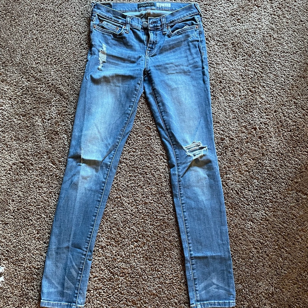 Skinny Aeropostale jeans. Size 2